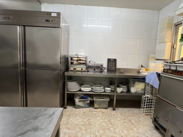 Commercial avec 0 Chambres  à La Cala de Mijas