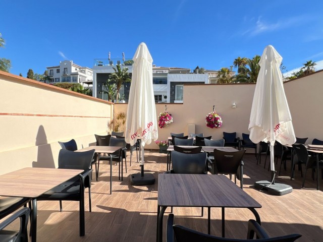 Commercial avec 0 Chambres  à La Cala de Mijas