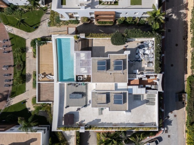 4 Bedrooms Apartment in Sierra Blanca