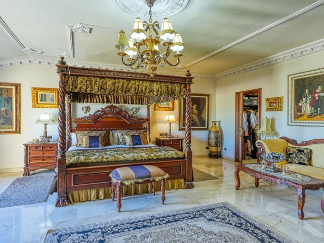 8 Schlafzimmer Villa in Alhaurín de la Torre
