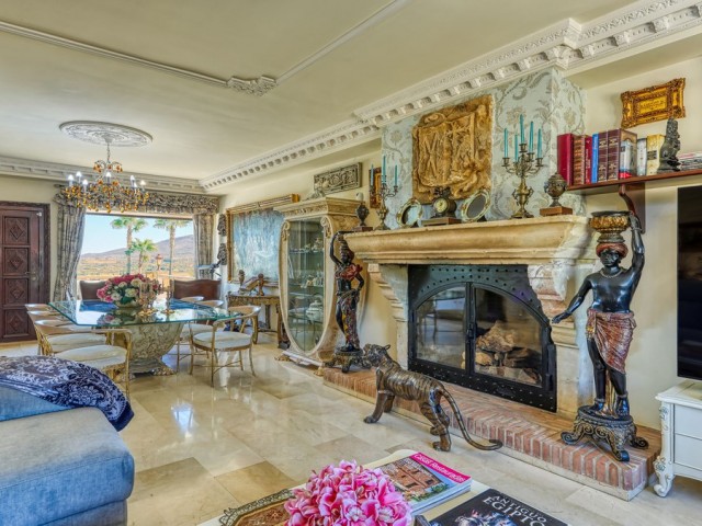 8 Bedrooms Villa in Alhaurín de la Torre
