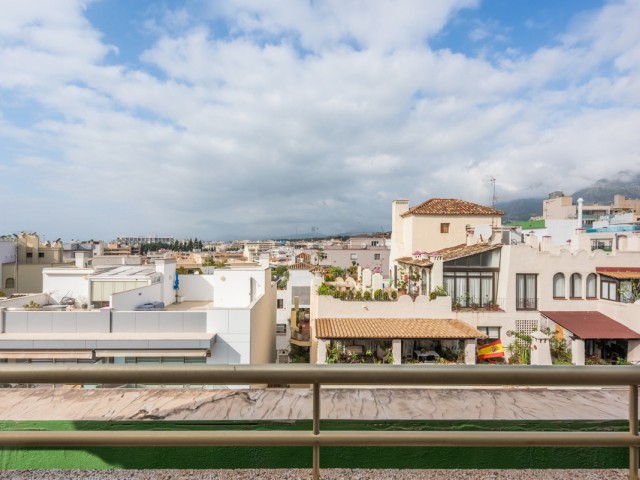 Kattohuoneisto Marbella