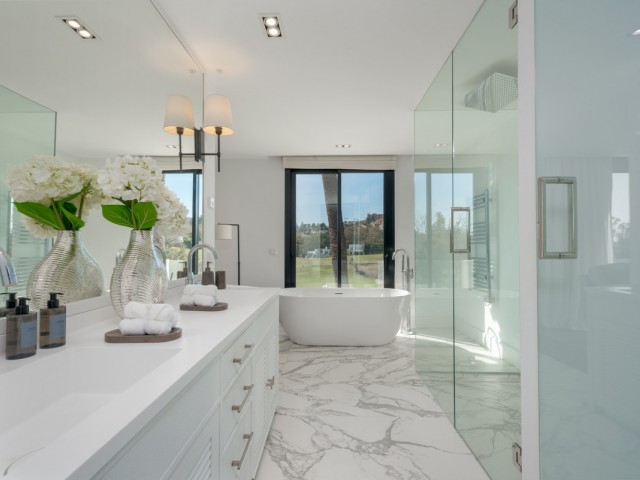 7 Slaapkamer Villa in Nueva Andalucía