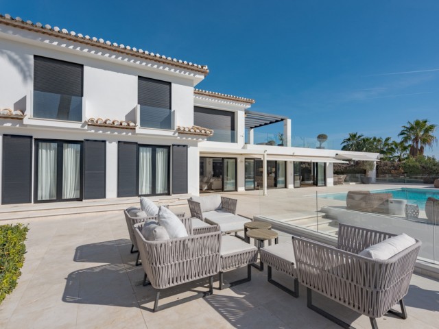 7 Slaapkamer Villa in Nueva Andalucía
