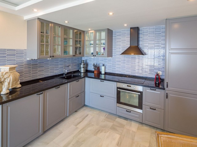 Appartement avec 2 Chambres  à Puerto Banús