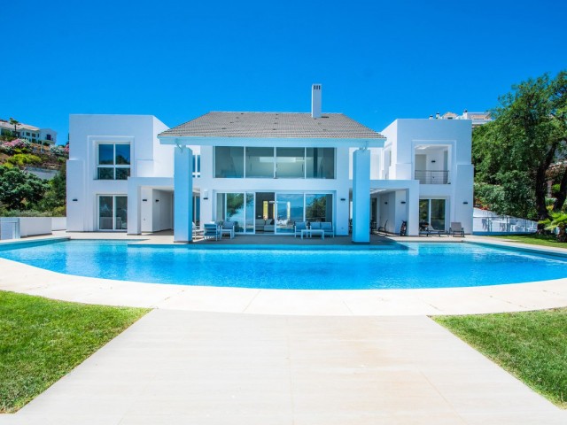 7 Slaapkamer Villa in La Mairena