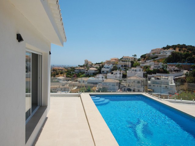 3 Schlafzimmer Villa in Cerros del Aguila