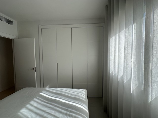 Apartamento con 3 Dormitorios  en La Cala de Mijas