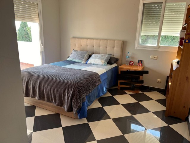 5 Bedrooms Villa in Marbella