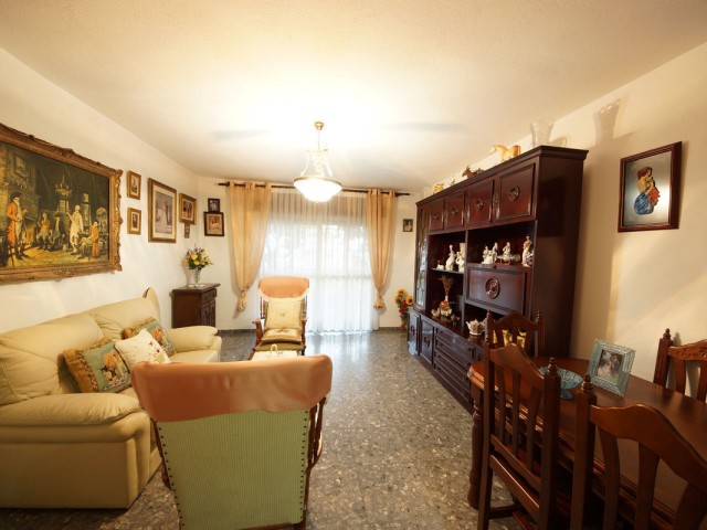 6 Schlafzimmer Reihenhaus in San Pedro de Alcántara