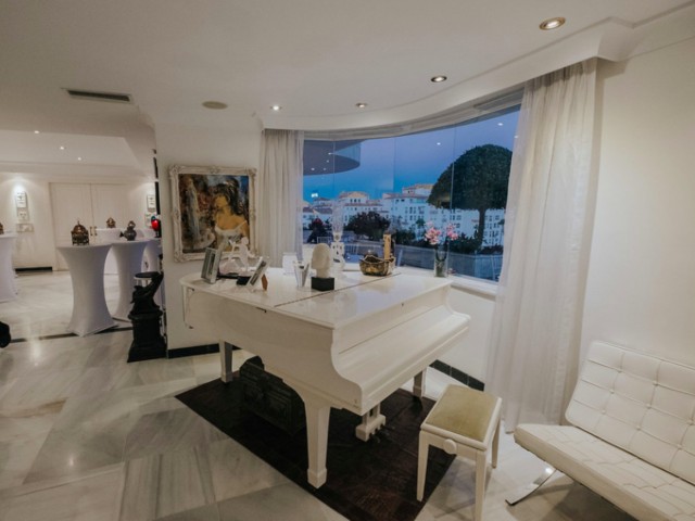Penthouse in Puerto Banús