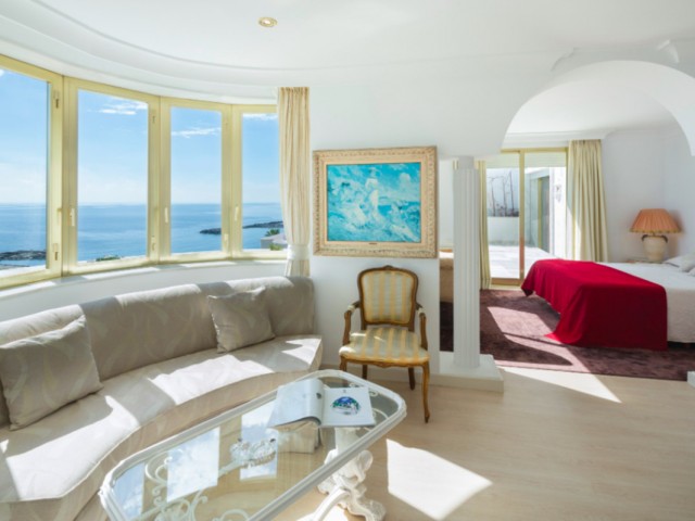 Kattohuoneisto Puerto Banús