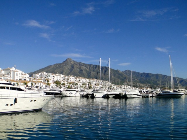 Huoneisto, Puerto Banús, R4882513