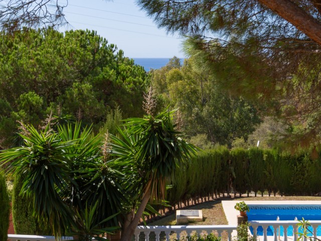 4 Sovrums Villa i Elviria
