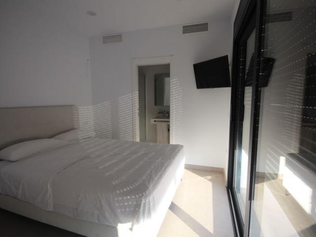 3 Sovrums Villa i Elviria