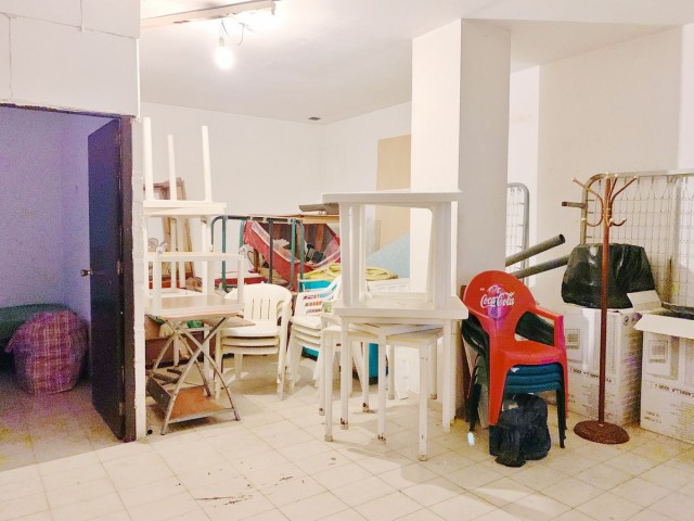 Kommerziell in Calahonda