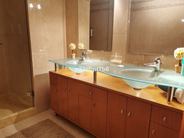 Appartement avec 3 Chambres  à Aloha