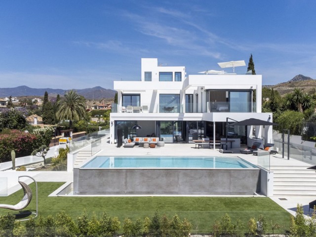 6 Schlafzimmer Villa in El Paraiso