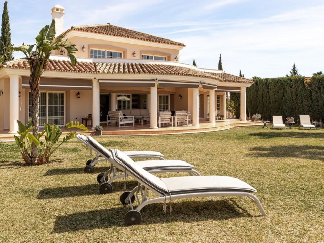 Villa avec 4 Chambres  à Mijas Golf