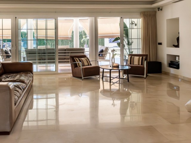 Villa avec 4 Chambres  à Mijas Golf