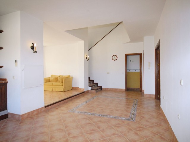 3 Bedrooms Villa in Coín