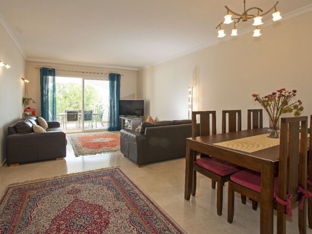 Apartment, La Quinta, R4891393