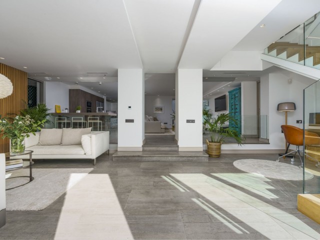 6 Slaapkamer Villa in Nueva Andalucía