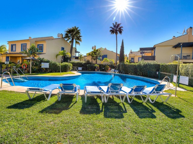 3 Schlafzimmer Reihenhaus in San Pedro de Alcántara
