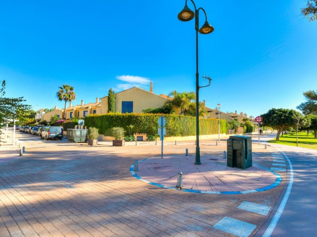 3 Schlafzimmer Reihenhaus in San Pedro de Alcántara