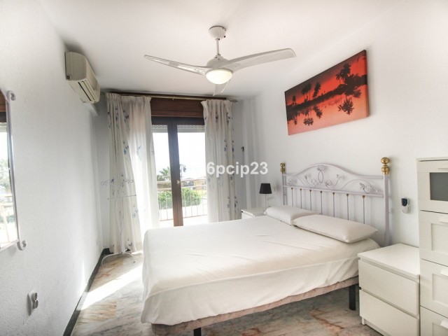 5 Slaapkamer Rijtjeshuis in La Duquesa