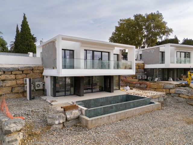 Villa avec 4 Chambres  à Valle Romano