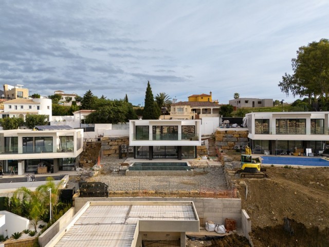 Villa con 4 Dormitorios  en Valle Romano