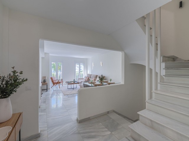 3 Slaapkamer Rijtjeshuis in Puerto Banús