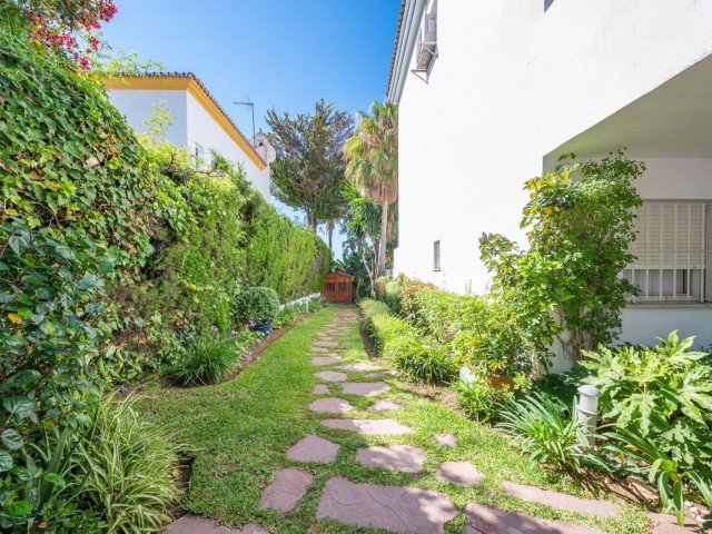 3 Slaapkamer Rijtjeshuis in Puerto Banús