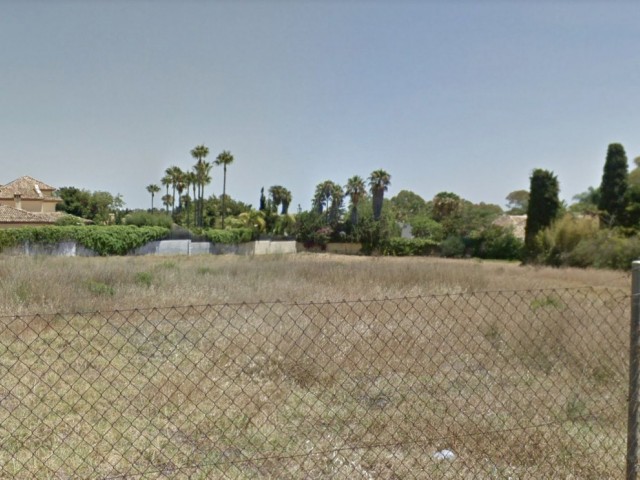  Plot in Guadalmina Baja
