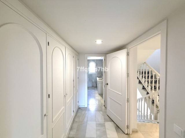 6 Slaapkamer Rijtjeshuis in Puerto Banús