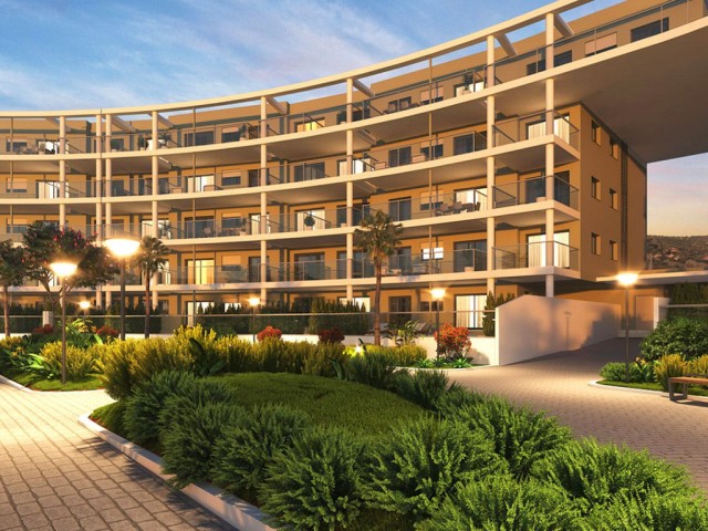 Ático con 2 Dormitorios  en Manilva