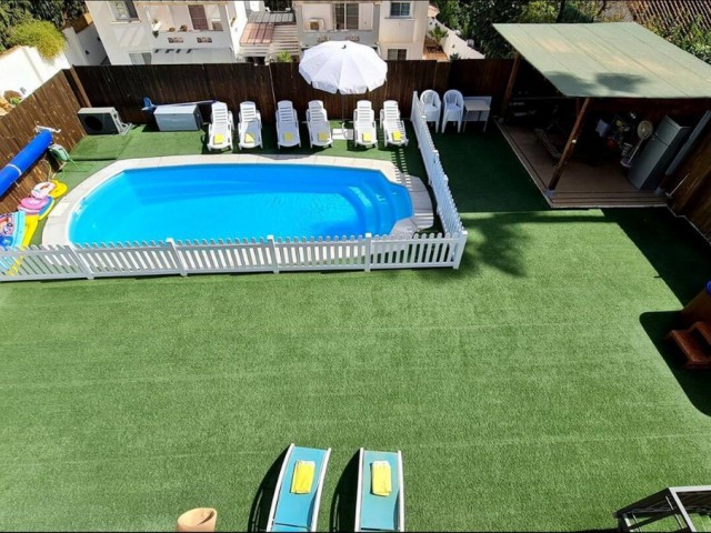 5 Bedrooms Villa in Torremolinos