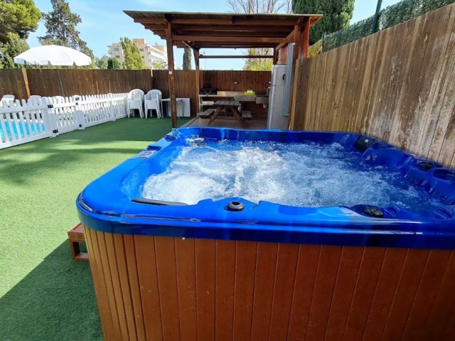 5 Bedrooms Villa in Torremolinos