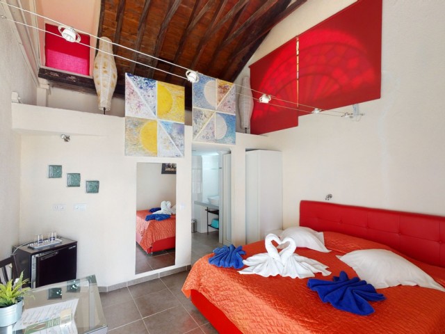 20 Bedrooms Villa in Arenas