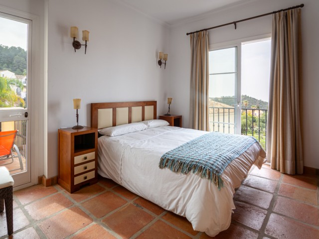 4 Schlafzimmer Reihenhaus in Istán