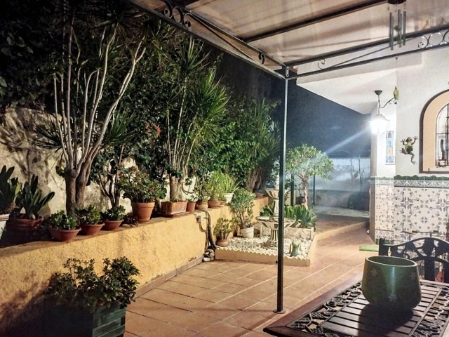 Reihenhaus, Las Lagunas, R4896007