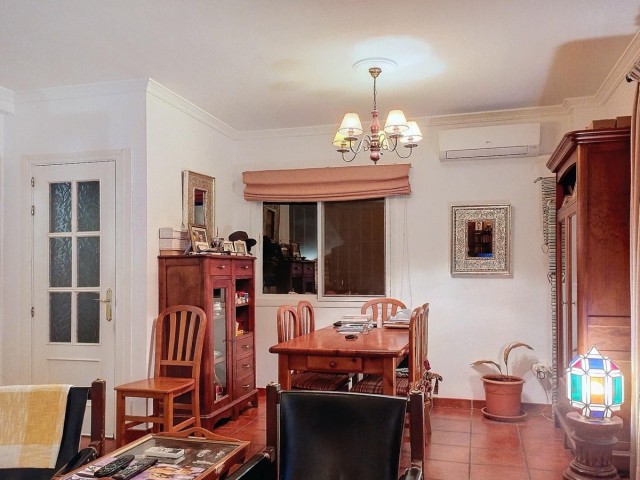 4 Slaapkamer Rijtjeshuis in Las Lagunas