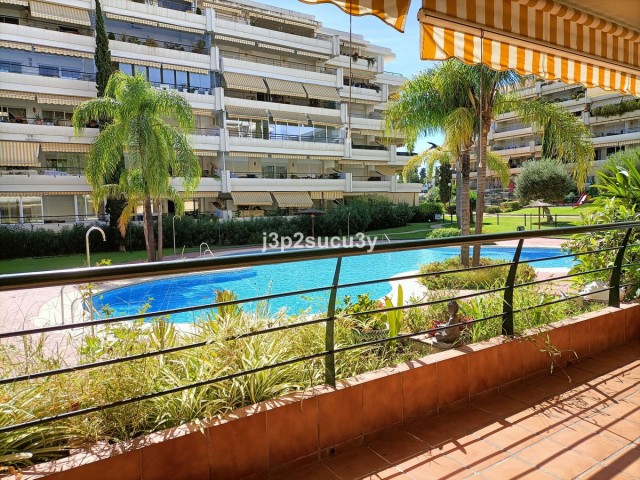 Apartment, Guadalmina Alta, R4869067
