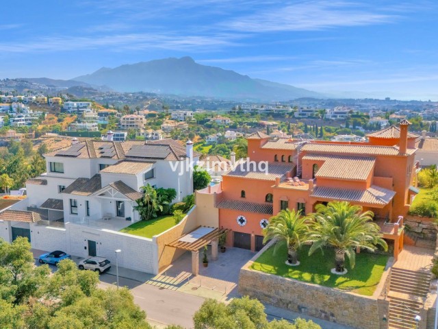 5 Makuuhuoneen Huvila Benahavís