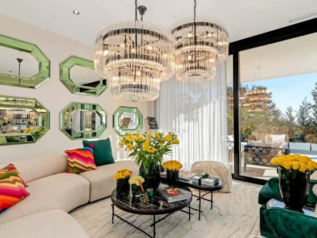 5 Bedrooms Villa in The Golden Mile