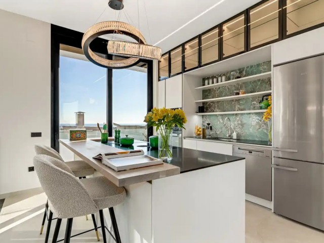 5 Bedrooms Villa in The Golden Mile