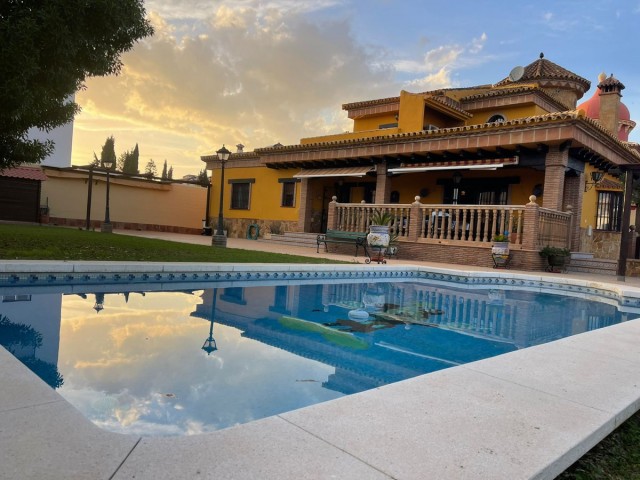 4 Sovrums Villa i Mijas Costa