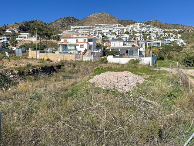  Tomt i Benalmadena