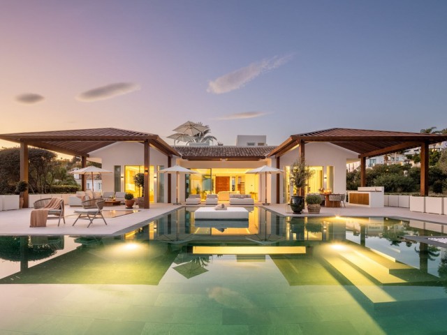 Villa, Nueva Andalucia, R4897873